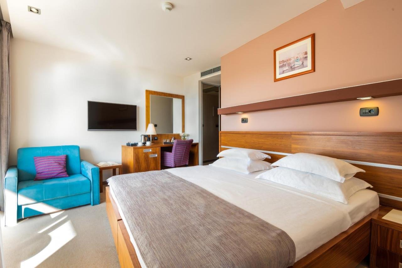 Stay in Omiš on the Dalmatian coast
