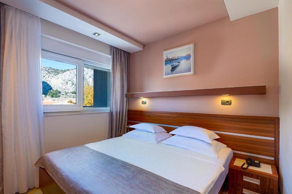 Croatia multi activity vacations accommodation